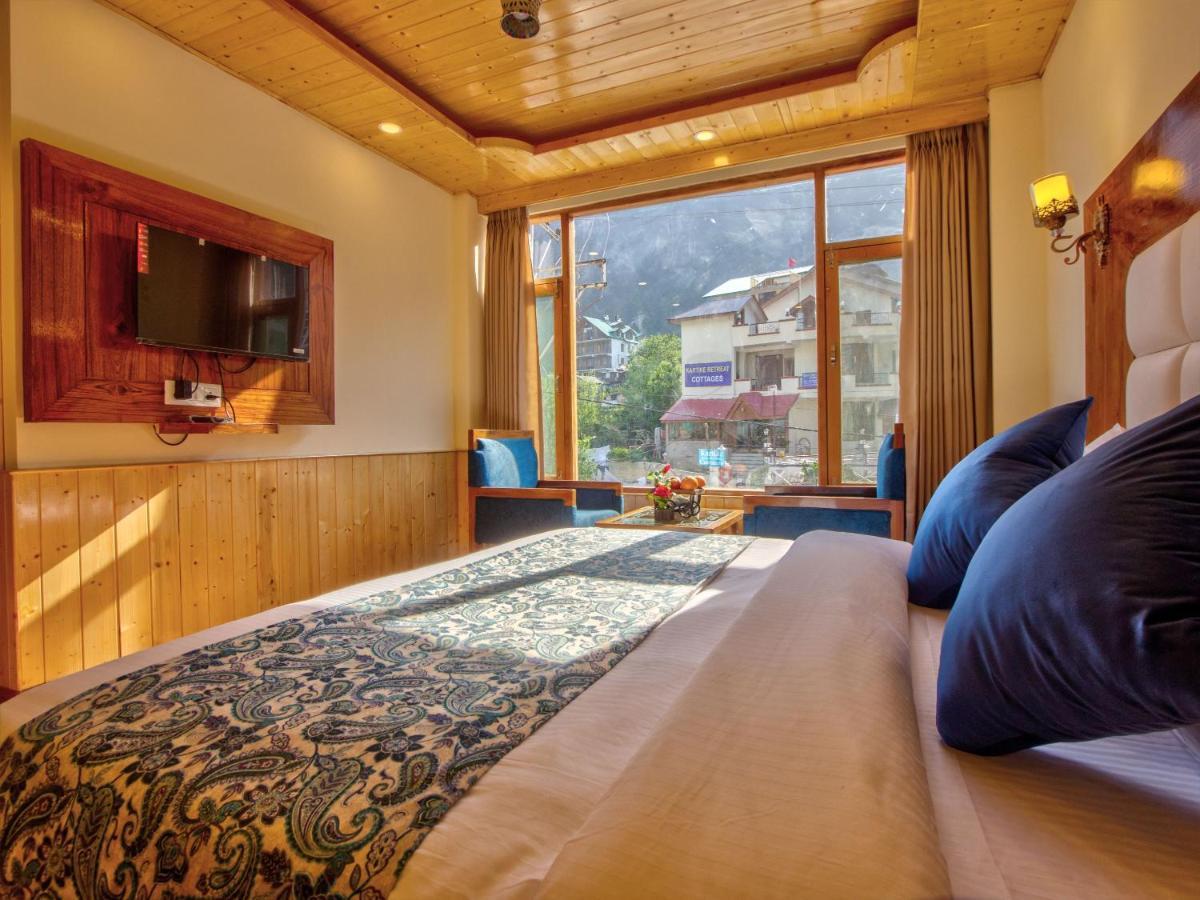 Swastik Grand Manali Hotel Buitenkant foto