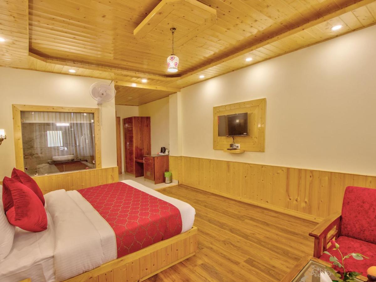 Swastik Grand Manali Hotel Buitenkant foto