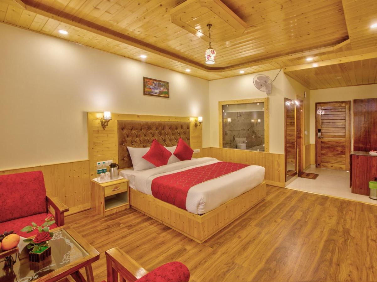 Swastik Grand Manali Hotel Buitenkant foto