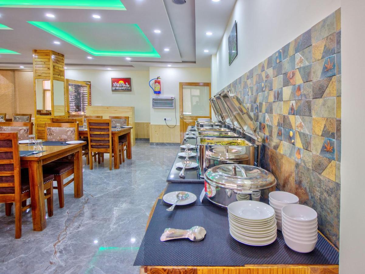 Swastik Grand Manali Hotel Buitenkant foto