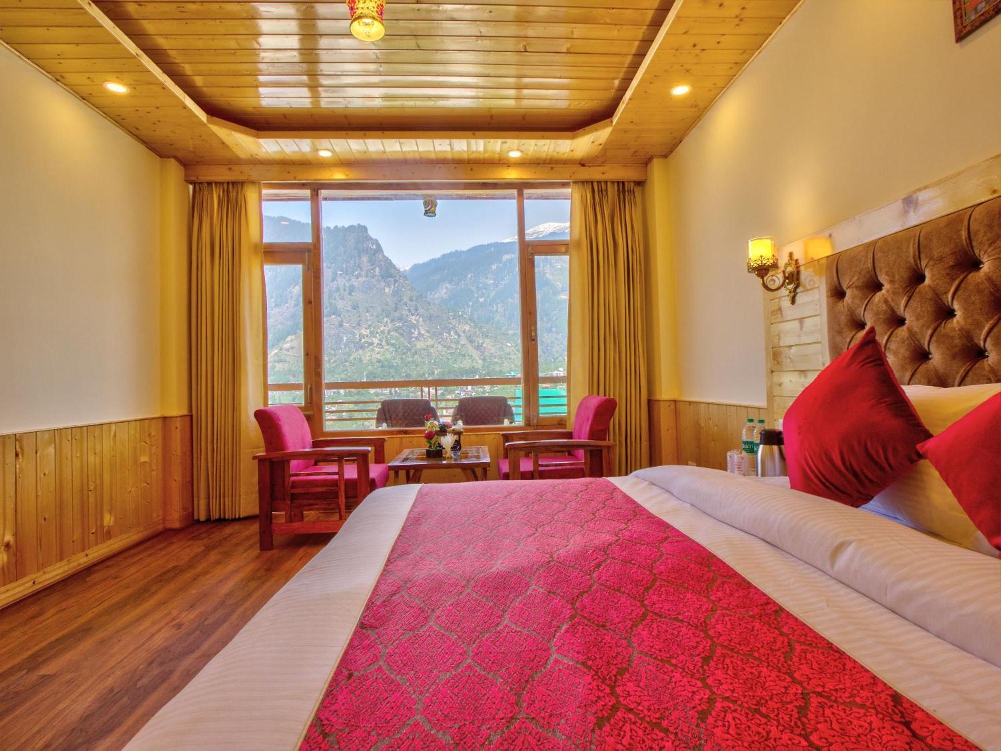 Swastik Grand Manali Hotel Buitenkant foto