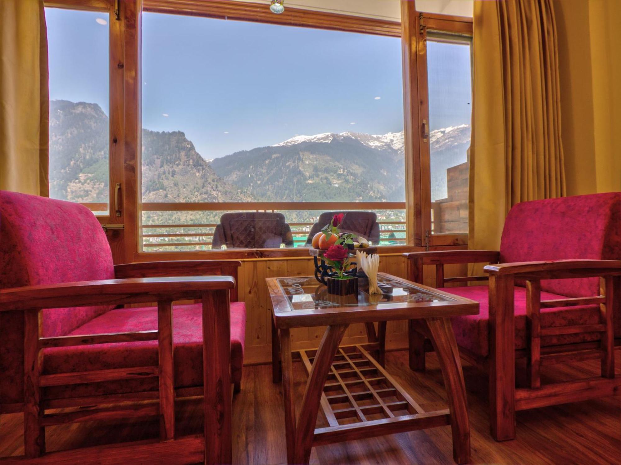 Swastik Grand Manali Hotel Buitenkant foto